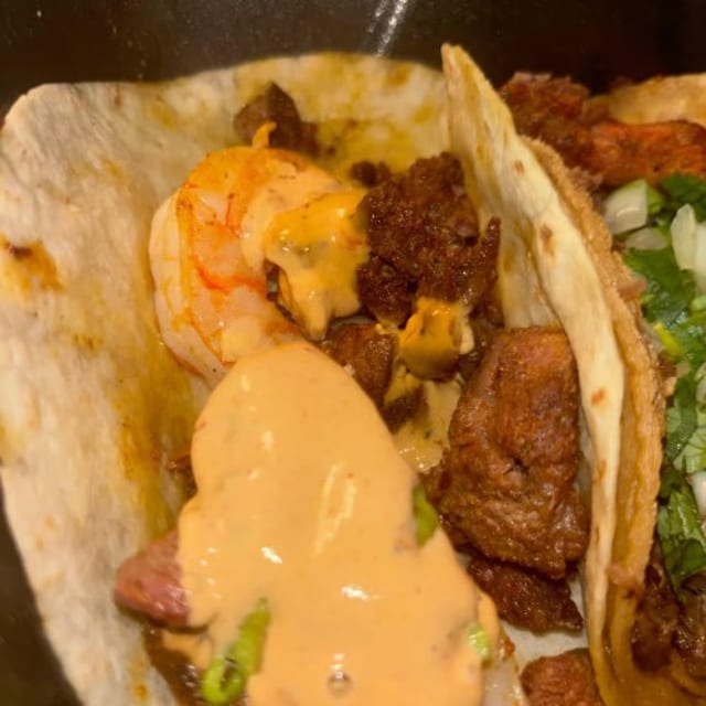 Mar Y Tierra Taco.